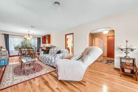 246 Thompson Rd, Webster, MA 01570 photo 8