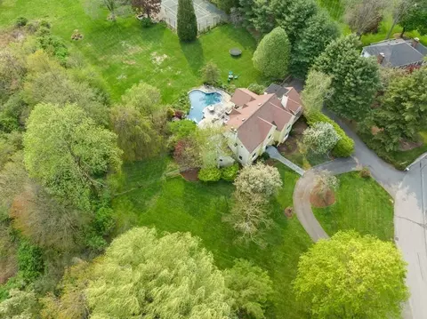 131 Oxbow Rd, Needham, MA 02492 photo 6