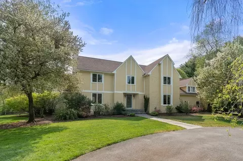 131 Oxbow Rd, Needham, MA 02492 photo 2