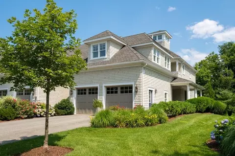 8 Backriver Rd #8, Hingham, MA 02043