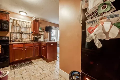 158 Goodwin St, Springfield, MA 01151 photo 7