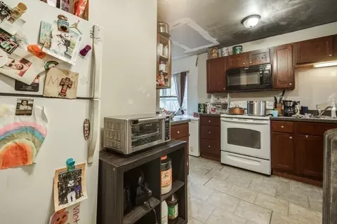 158 Goodwin St, Springfield, MA 01151 photo 17