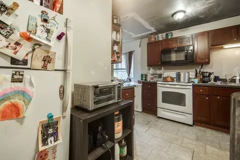 158 Goodwin St, Springfield, MA 01151 photo 16