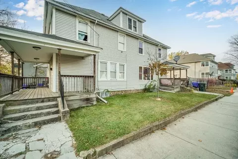 158 Goodwin St, Springfield, MA 01151 photo 2
