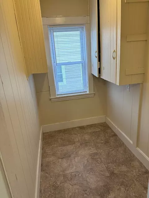 192 Leyfred Ter, Springfield, MA 01108 photo 10