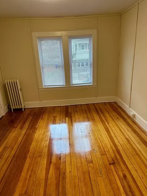 192 Leyfred Ter, Springfield, MA 01108 photo 5