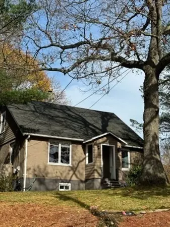 26 Western Ave, Saugus, MA 01906