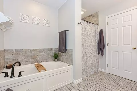 23 Darwin Ln, Walpole, MA 02081 photo 26