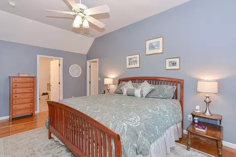 23 Darwin Ln, Walpole, MA 02081 photo 24