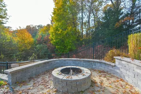 23 Darwin Ln, Walpole, MA 02081 photo 7