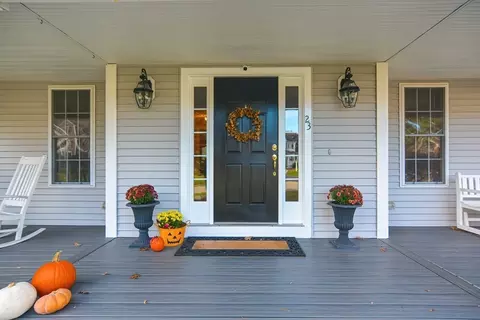 23 Darwin Ln, Walpole, MA 02081 photo 3