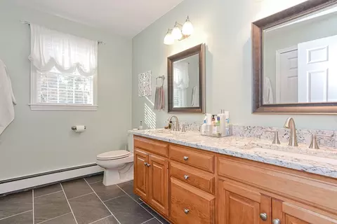 23 Darwin Ln, Walpole, MA 02081 photo 34