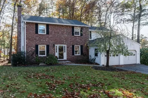 6 Shadwell Dr, Nashua, NH 03062