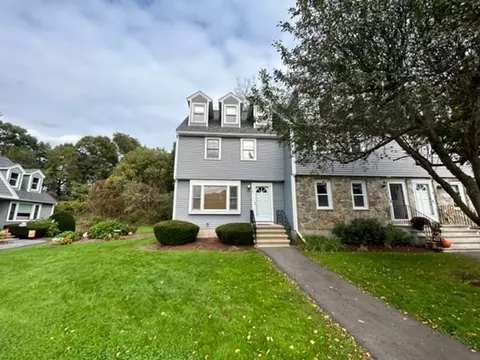 35 Merrimack Mdws #37, Tewksbury, MA 01876