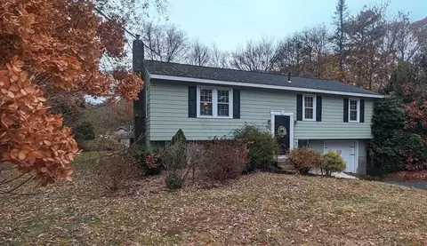 785 Pike Ave, Attleboro, MA 02703
