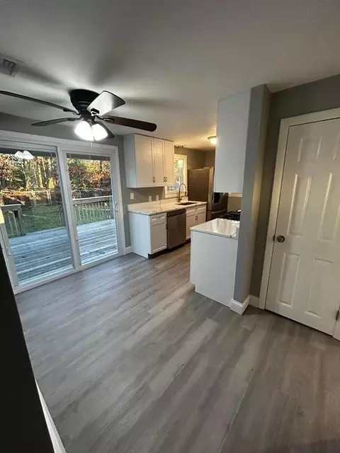 89 Gatewood Rd, Springfield, MA 01119 photo 10