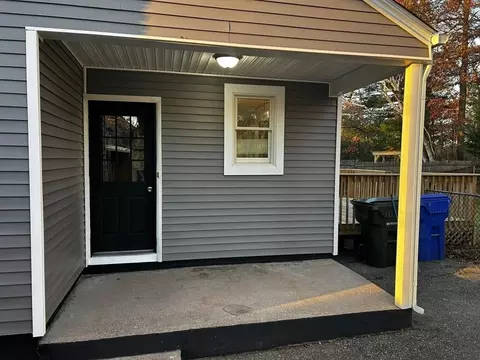 89 Gatewood Rd, Springfield, MA 01119 photo 3