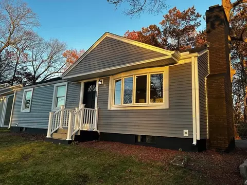 89 Gatewood Rd, Springfield, MA 01119 photo 2