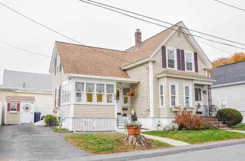 12 Upland St, Dracut, MA 01826