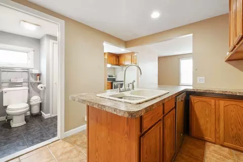 752 New Boston Rd, Fall River, MA 02720 photo 25