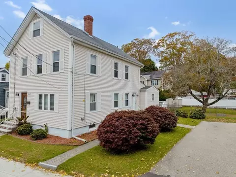 752 New Boston Rd, Fall River, MA 02720 photo 2