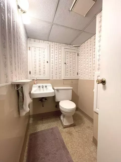 68 Fitzgerald Rd, Springfield, MA 01104 photo 27