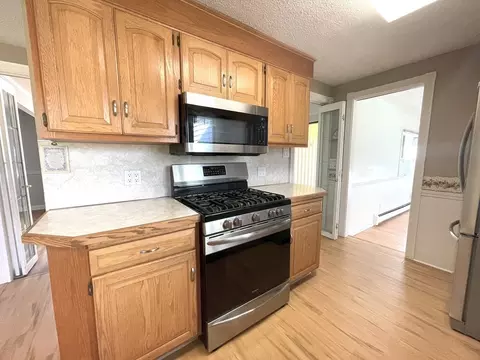 68 Fitzgerald Rd, Springfield, MA 01104 photo 12