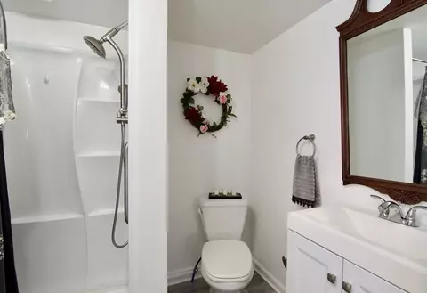 553 Chicopee St, Chicopee, MA 01013 photo 25