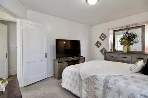 553 Chicopee St, Chicopee, MA 01013 photo 27