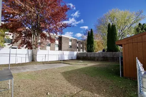 553 Chicopee St, Chicopee, MA 01013 photo 40