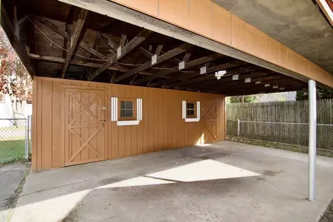 553 Chicopee St, Chicopee, MA 01013 photo 41