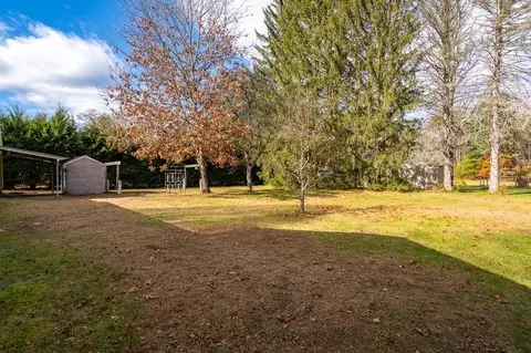 45 West St, Easthampton, MA 01027 photo 37