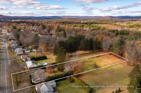 45 West St, Easthampton, MA 01027 photo 40
