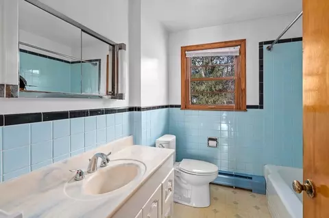 45 West St, Easthampton, MA 01027 photo 19
