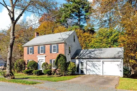 45 Chesterfield Rd, Milton, MA 02186
