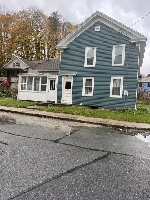 25 Temple St, Adams, MA 01220