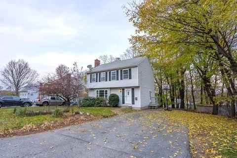 30 Hulbert Rd, Worcester, MA 01603