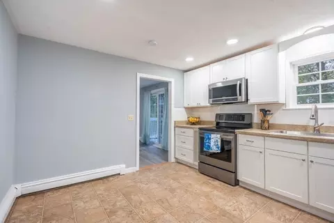 30 Hulbert Rd, Worcester, MA 01603 photo 16