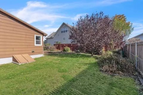 69 Polaski Ave, Chicopee, MA 01013 photo 34