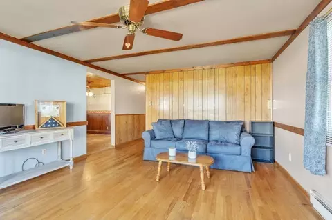 69 Polaski Ave, Chicopee, MA 01013 photo 7