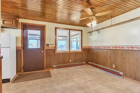 69 Polaski Ave, Chicopee, MA 01013 photo 15