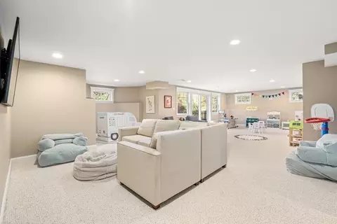 33 Centre St, Dover, MA 02030 photo 24
