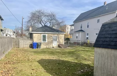 540 Armory St, Springfield, MA 01104 photo 22