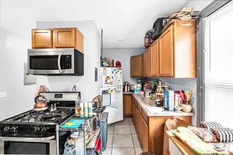 74-76 Clantoy St, Springfield, MA 01104 photo 20
