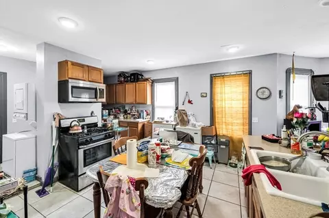 74-76 Clantoy St, Springfield, MA 01104 photo 19