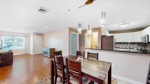 30 Franklin St #407, Malden, MA 02148