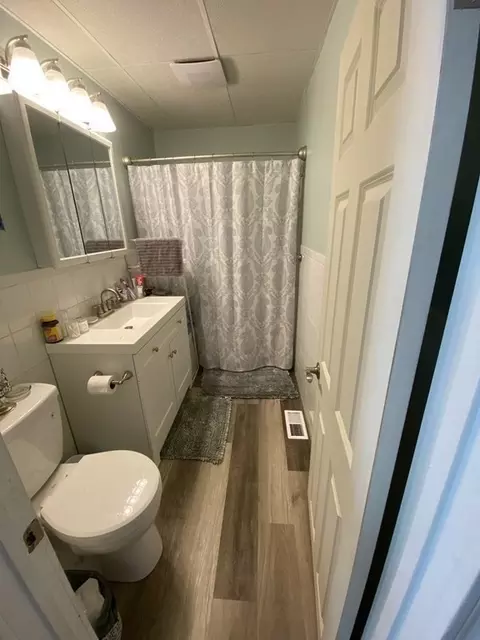 218 Vernon St, Worcester, MA 01607 photo 7