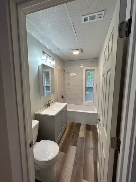 218 Vernon St, Worcester, MA 01607 photo 17