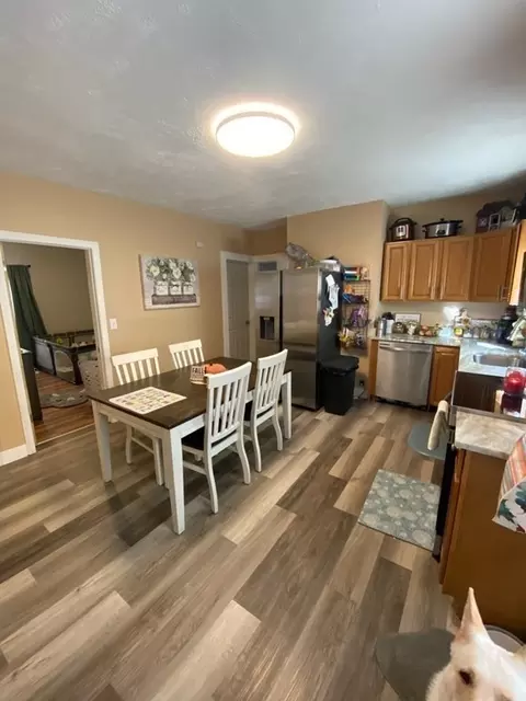 218 Vernon St, Worcester, MA 01607 photo 5