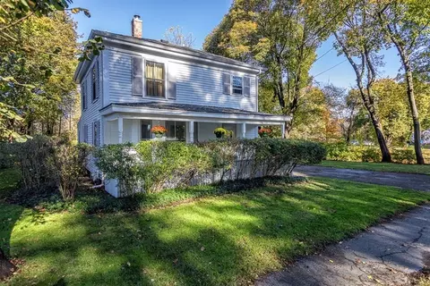 306 Main St, Rowley, MA 01969 photo 2